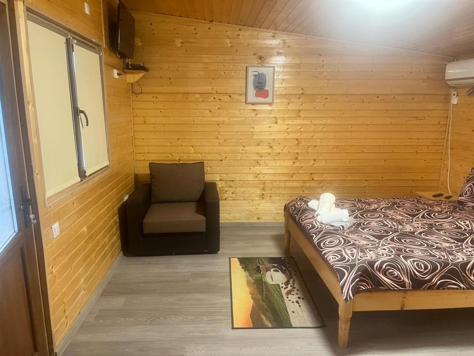 Pensjonat Casa Marcone Partizanii Zewnętrze zdjęcie
