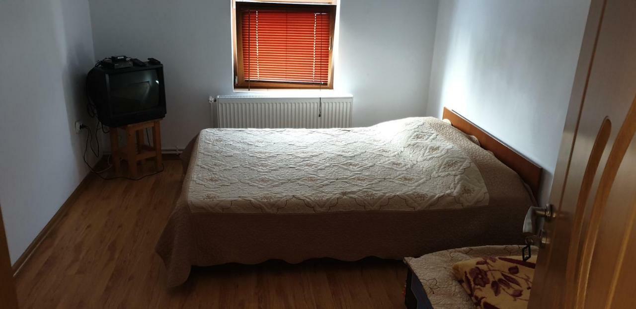 Pensjonat Casa Marcone Partizanii Zewnętrze zdjęcie