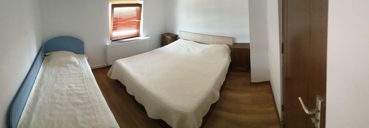 Pensjonat Casa Marcone Partizanii Zewnętrze zdjęcie
